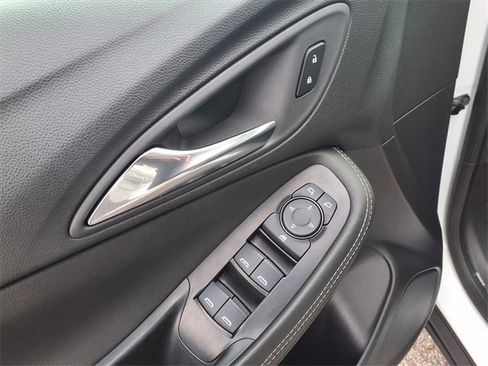 Used 2025 Buick Encore GX Preferred image 45