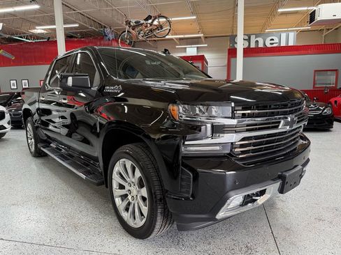 Used 2021 Chevrolet Silverado 1500 High Country w/ Technology Package image 8