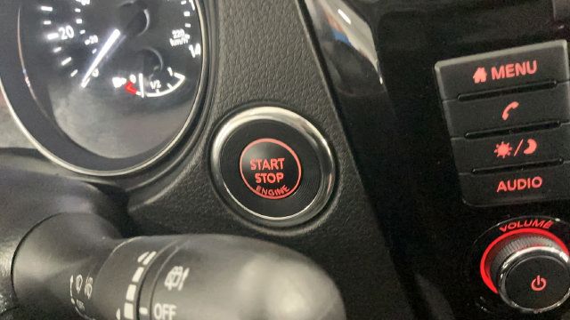 Used 2020 Nissan Rogue SV AWD/4WD image 20