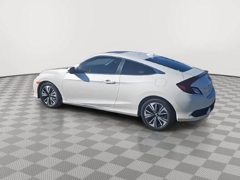 Used 2018 Honda Civic EX-T image 6