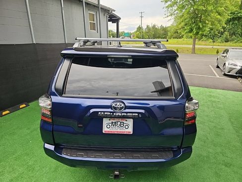 Used 2016 Toyota 4Runner SR5 Premium AWD/4WD image 7