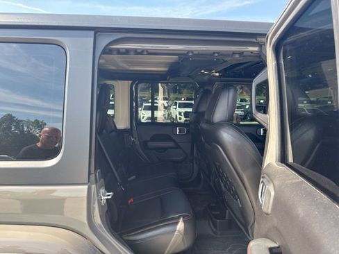 Used 2019 Jeep Wrangler Unlimited Rubicon AWD/4WD image 28