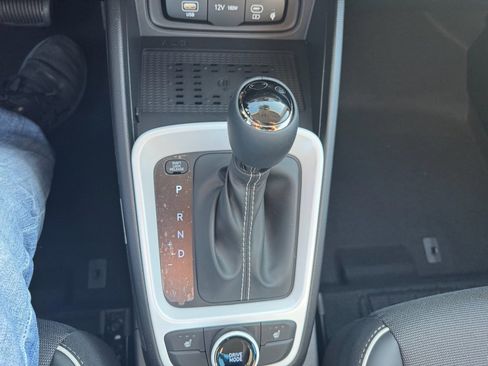 New 2026 Hyundai Venue SEL image 13