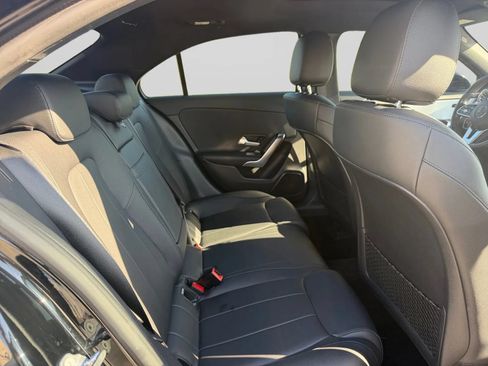 Used 2022 Mercedes-Benz A 220 4MATIC image 30