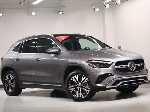 Used 2025 Mercedes-Benz GLA 250 GLA 250 image 2