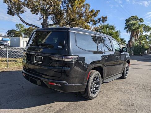 New 2026 Jeep Grand Wagoneer Limited AWD/4WD image 4