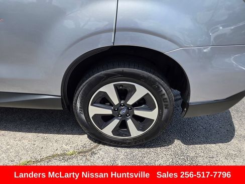 Used 2017 Subaru Forester 2.5i Premium w/ All-Weather Package AWD/4WD image 12