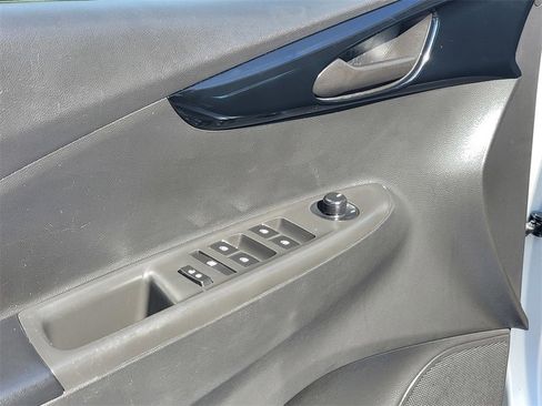 Used 2021 Chevrolet Spark LT image 14