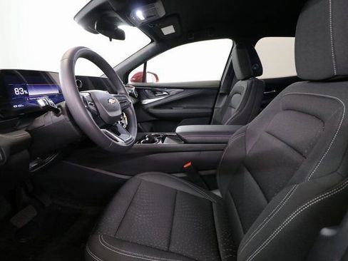 New 2025 Chevrolet Blazer EV LT image 4