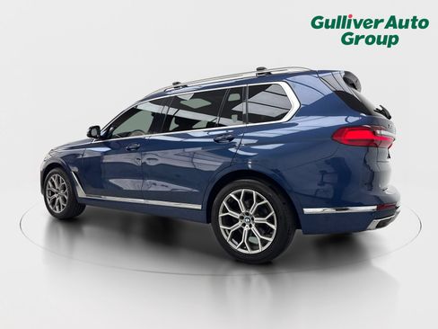 Used 2021 BMW X7 xDrive40i w/ Premium Package 2 AWD/4WD image 4