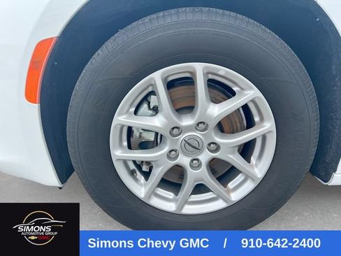 Used 2023 Chrysler Voyager LX FWD image 20