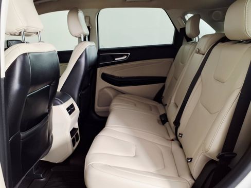 Used 2020 Ford Edge Titanium w/ Cargo Accessory Package AWD/4WD image 13