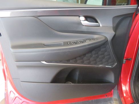 Used 2023 Hyundai Santa Fe SEL w/ Premium Package image 13