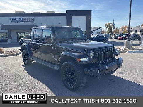 Used 2022 Jeep Gladiator Overland image 1