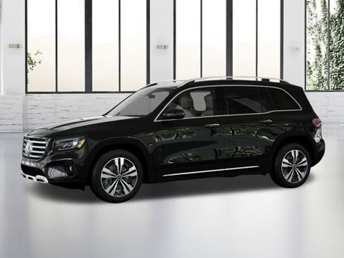 Used 2026 Mercedes-Benz GLB 250 4MATIC image 37