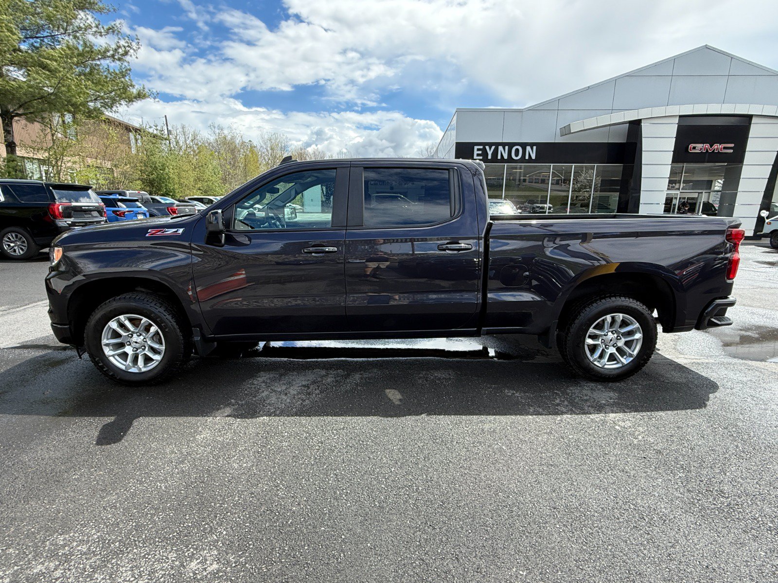 Certified 2023 Chevrolet Silverado 1500 RST AWD/4WD image 2