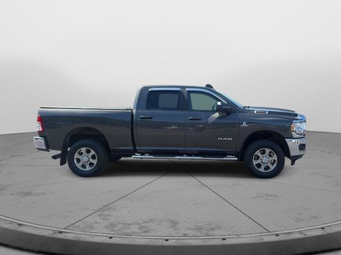 Used 2022 RAM 2500 Big Horn w/ Level A Equipment Group AWD/4WD image 4