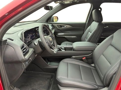 New 2026 Chevrolet Traverse LT image 11