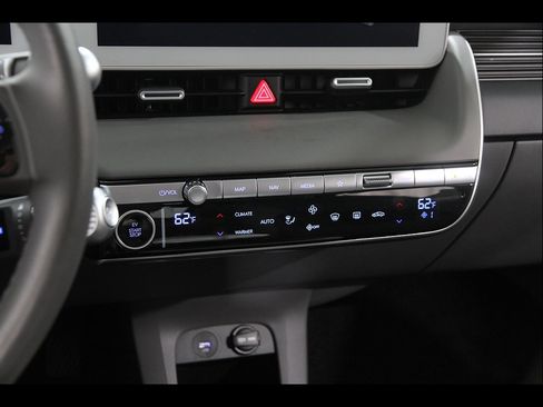 Certified 2024 Hyundai Ioniq 5 SEL AWD/4WD image 16