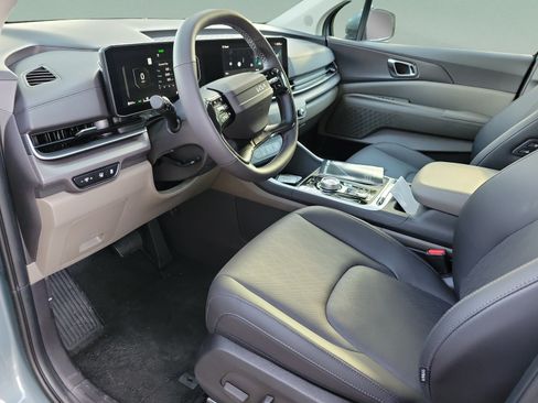 New 2027 Kia Carnival SX FWD image 14