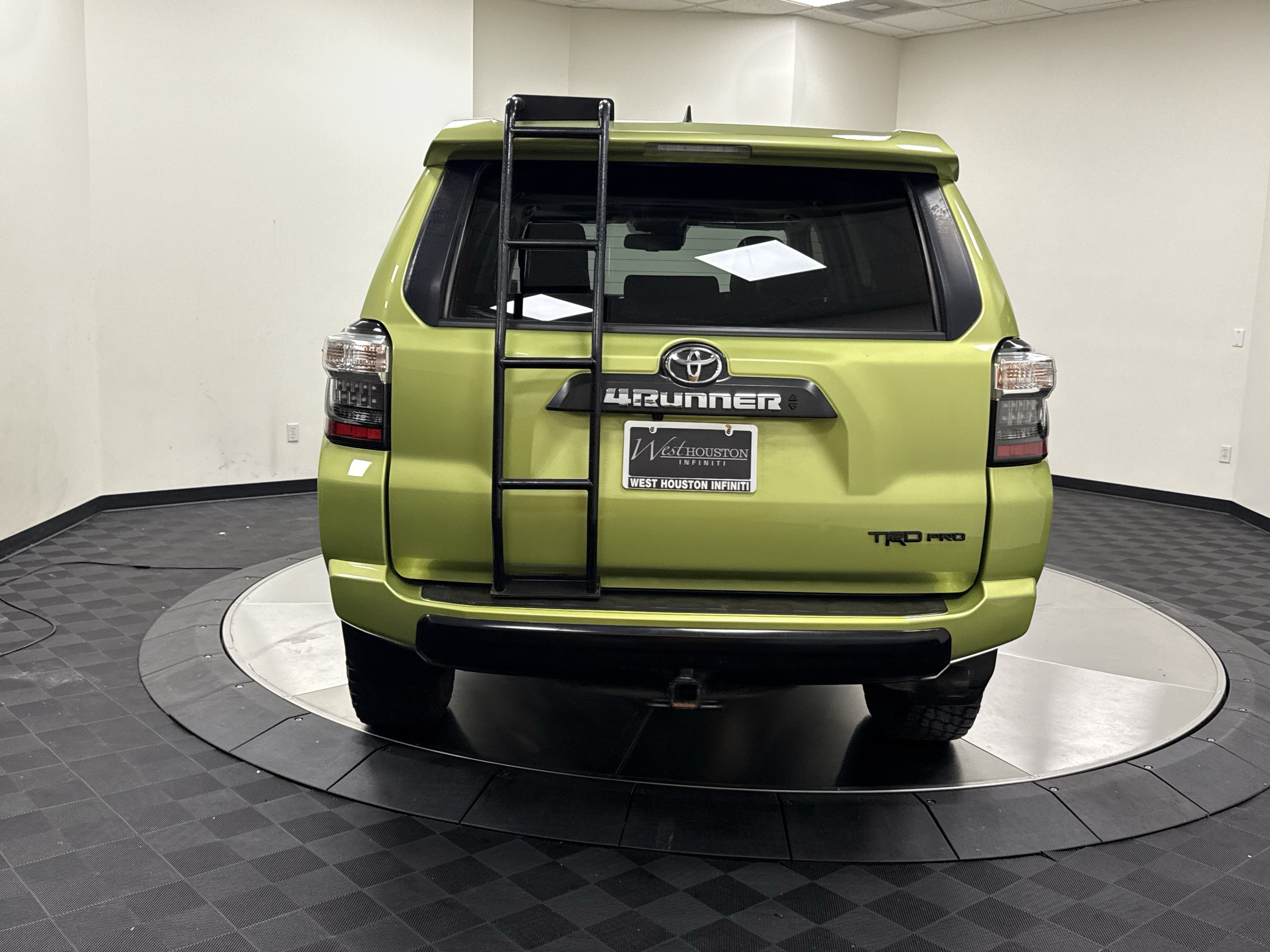 Used 2022 Toyota 4Runner TRD Pro AWD/4WD image 6
