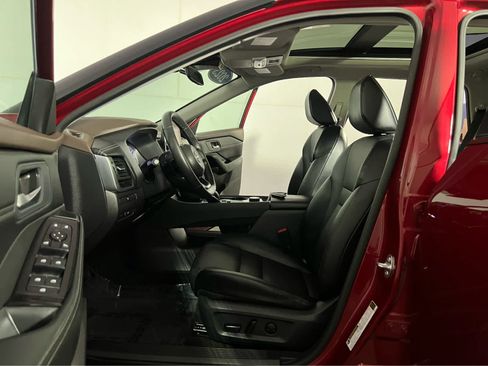 Certified 2023 Nissan Rogue SV w/ SV Premium B Package AWD/4WD image 22