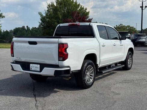 Used 2024 Chevrolet Colorado LT w/ LT Convenience Package RWD image 3