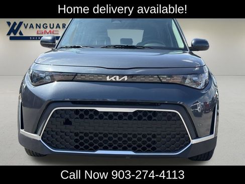 Used 2025 Kia Soul LX w/ LX Technology Package FWD image 4