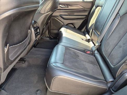 Used 2024 Jeep Grand Cherokee Altitude AWD/4WD image 18