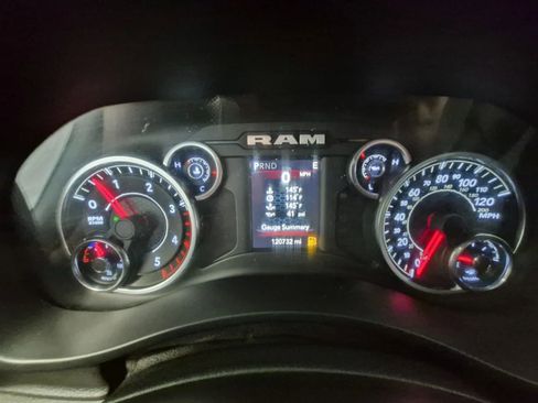 Used 2021 RAM 5500 Tradesman w/ Chrome Appearance Group AWD/4WD image 28