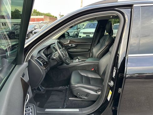 Used 2017 Volvo XC90 T6 Momentum w/ Vision Package AWD/4WD image 14