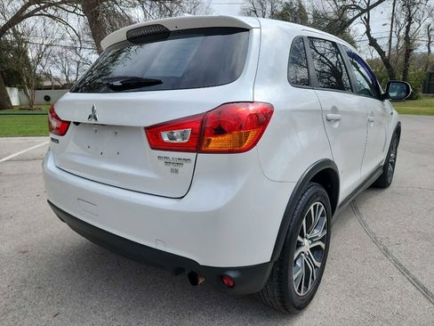 Used 2017 Mitsubishi Outlander Sport SE image 6