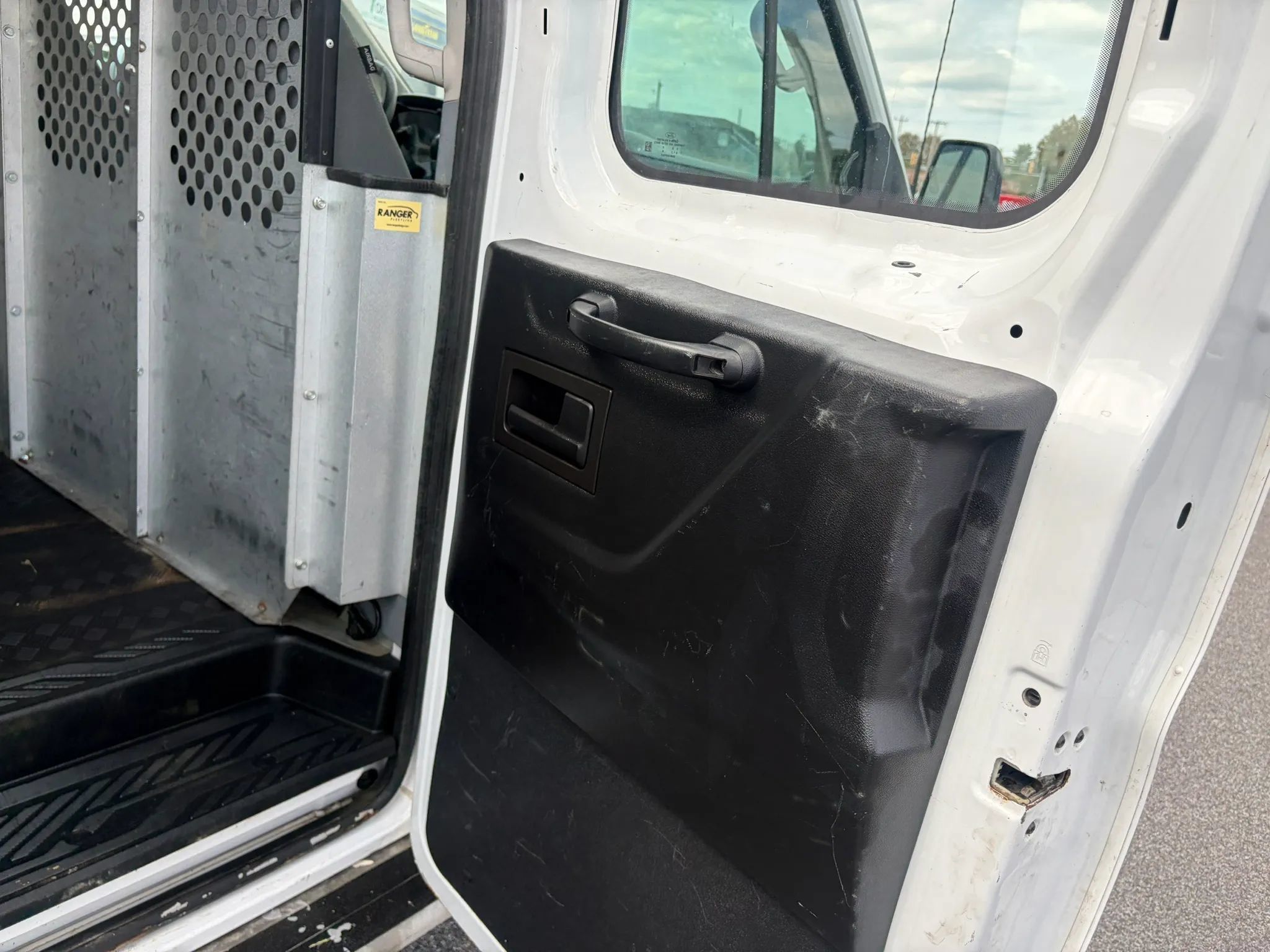 Used 2016 Ford Transit 250 130 Low Roof w/ Exterior Upgrade Package RWD image 25