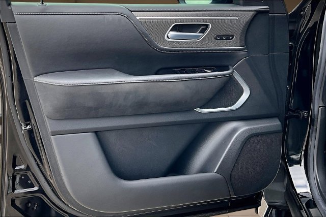 Used 2025 INFINITI QX80 Luxe w/ Exterior Package RWD image 22