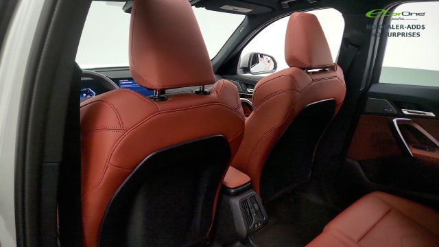 Used 2026 BMW X1 xDrive28i w/ Technology Package AWD/4WD image 44