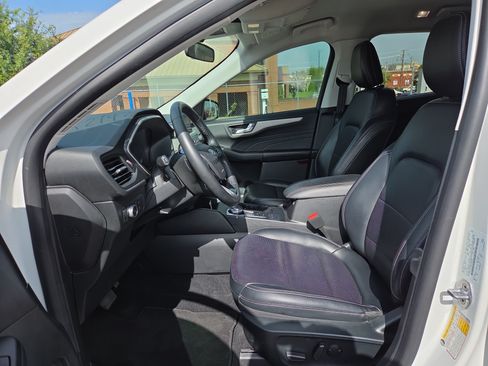Certified 2021 Ford Escape SEL FWD image 10