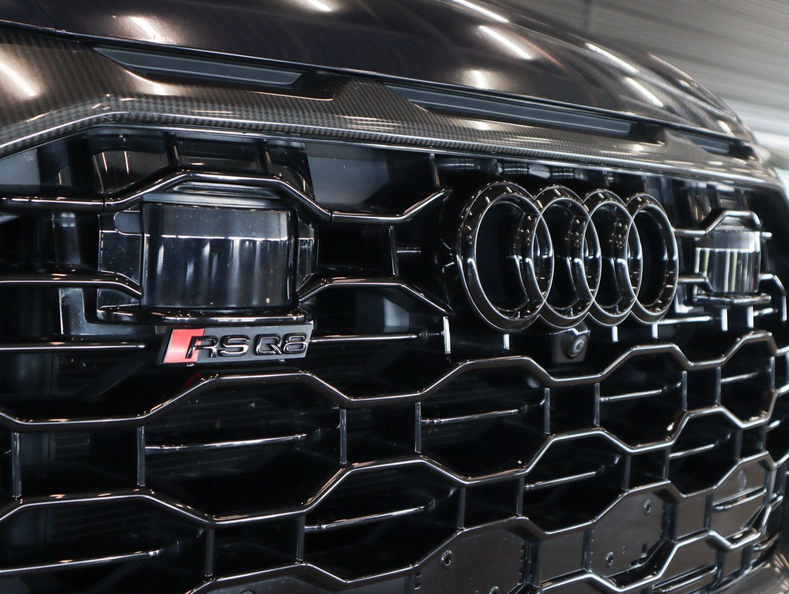 Used 2024 Audi RS Q8 AWD/4WD image 33