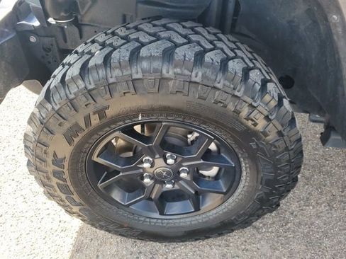 Used 2024 Jeep Wrangler Willys image 23