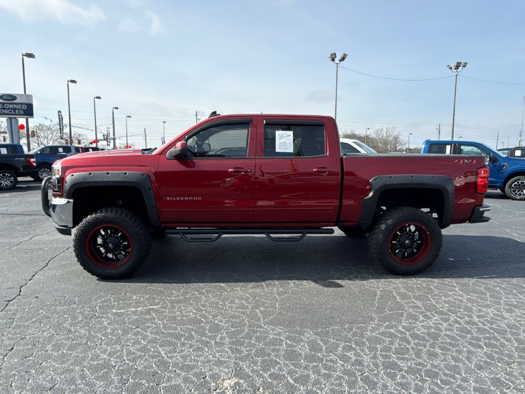 Used 2018 Chevrolet Silverado 1500 LT w/ All Star Edition AWD/4WD image 4