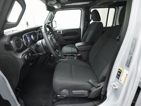 Used 2023 Jeep Wrangler Sport image 7