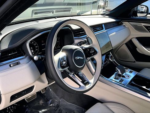 Used 2024 Jaguar XF R-Dynamic SE image 13