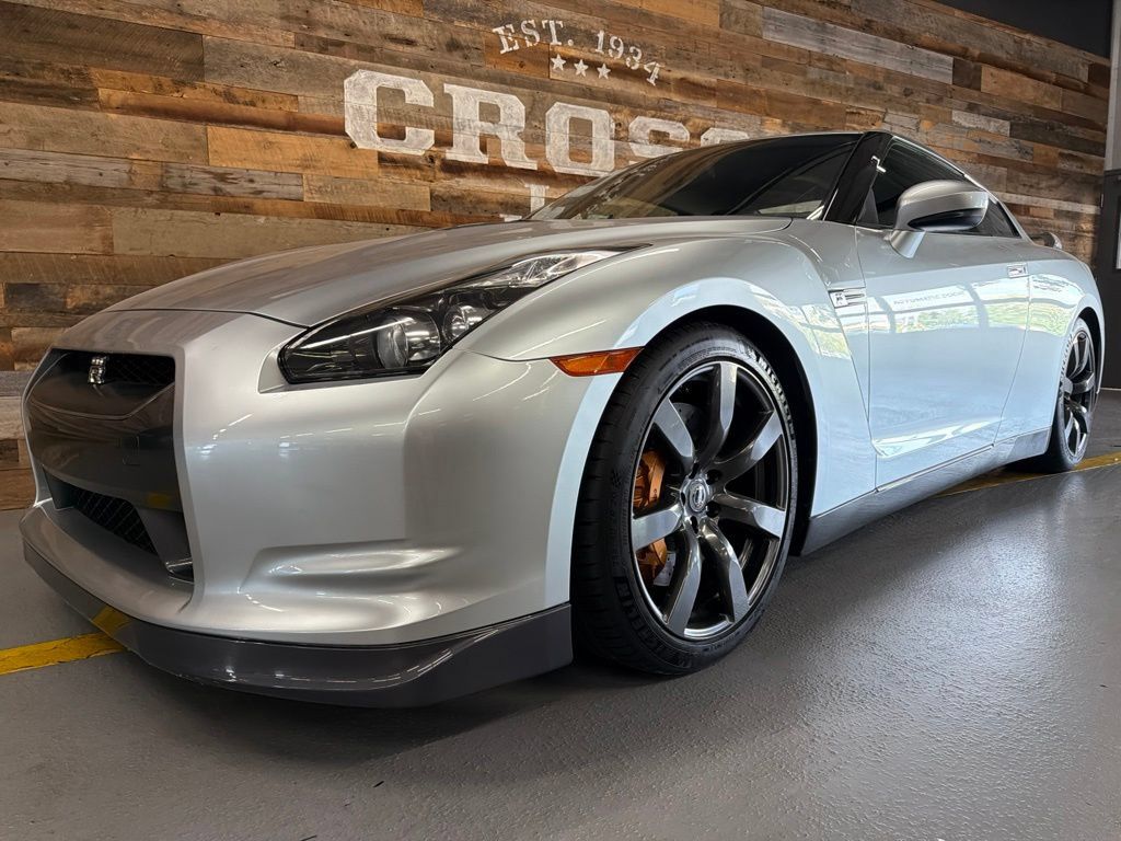 Used 2009 Nissan GT-R Premium AWD/4WD image 67
