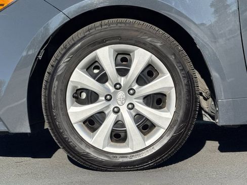 Used 2025 Toyota Corolla LE image 15