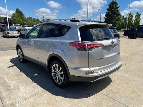 Used 2016 Toyota RAV4 Limited AWD/4WD image 4