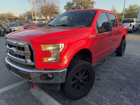 Used 2017 Ford F150 XLT image 3