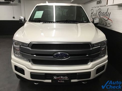 Used 2019 Ford F150 Platinum w/ Equipment Group 701A Luxury AWD/4WD image 4