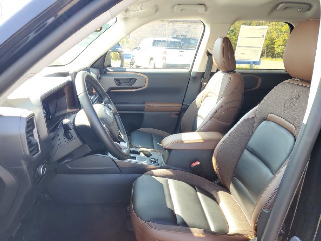 Certified 2025 Ford Bronco Sport Outer Banks w/ Outer Banks Tech Package+ AWD/4WD image 15