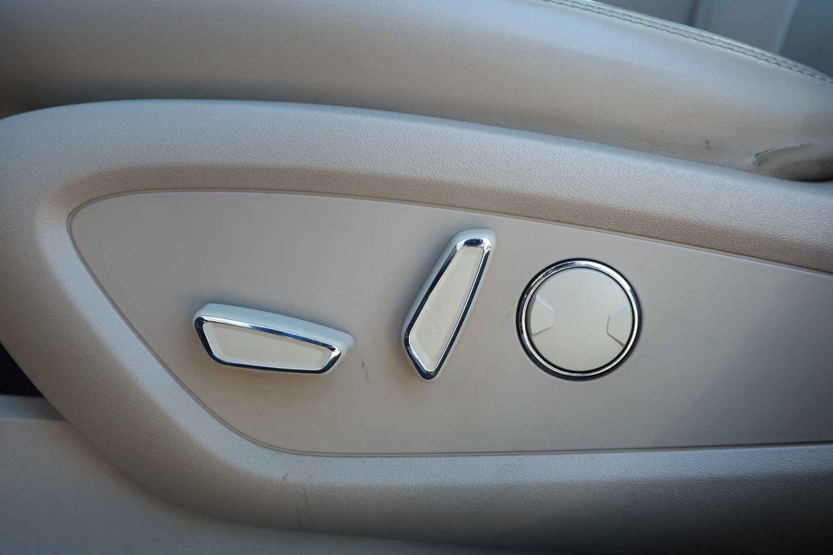 Used 2021 Lincoln Nautilus Reserve AWD/4WD image 20
