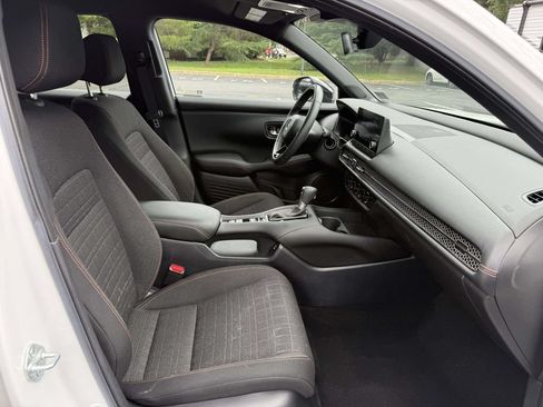 Used 2024 Honda HR-V Sport image 14