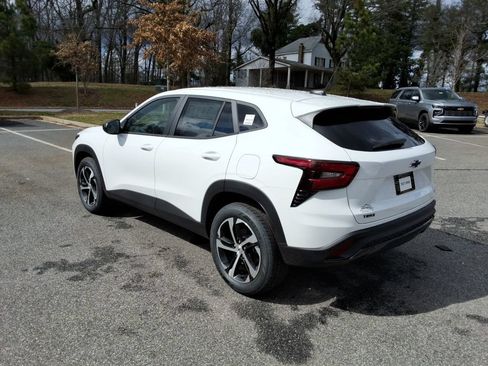 New 2026 Chevrolet Trax RS w/ Driver Confidence Package FWD image 7